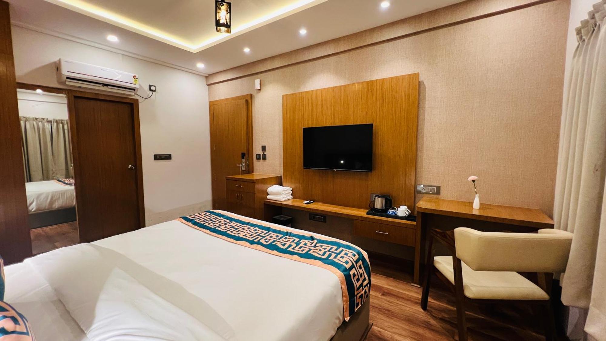 Hotel Aashraya Dod Jala 外观 照片