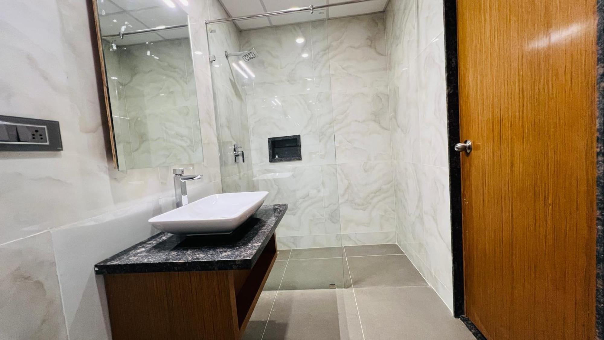 Hotel Aashraya Dod Jala 外观 照片